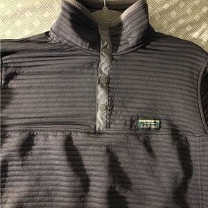 L.L.Bean Men's Airlight Knit Pullover Alloy Gray Mens Size Large EUC